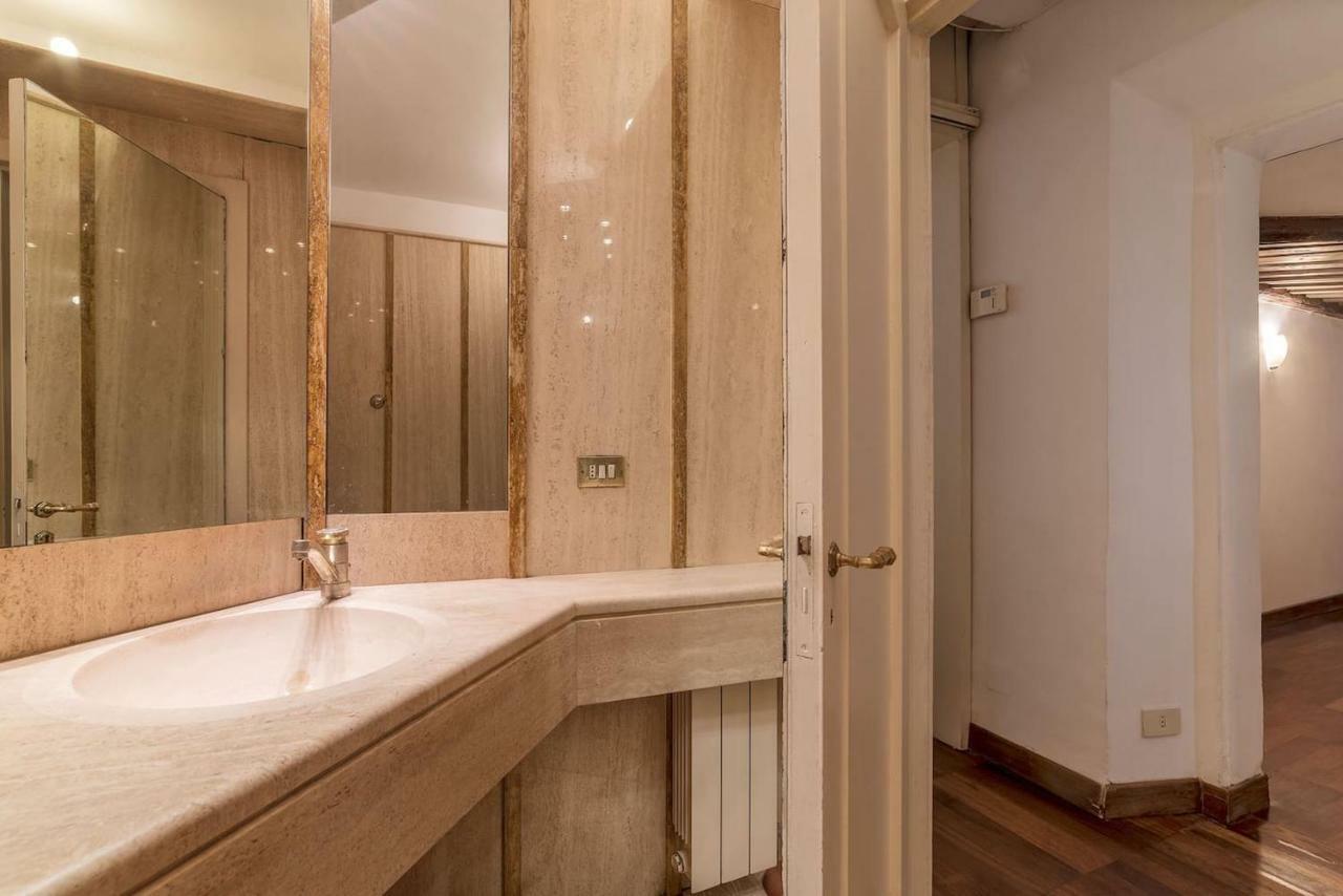 Unique opportunity to live in a Renaissance palace - AC/WI-FI Rome Extérieur photo